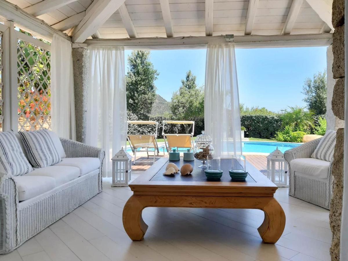 Villa Bougainvillea Con Piscina E Giardino Privato A Pochi Passi Dal Mare Castiadas Exterior foto